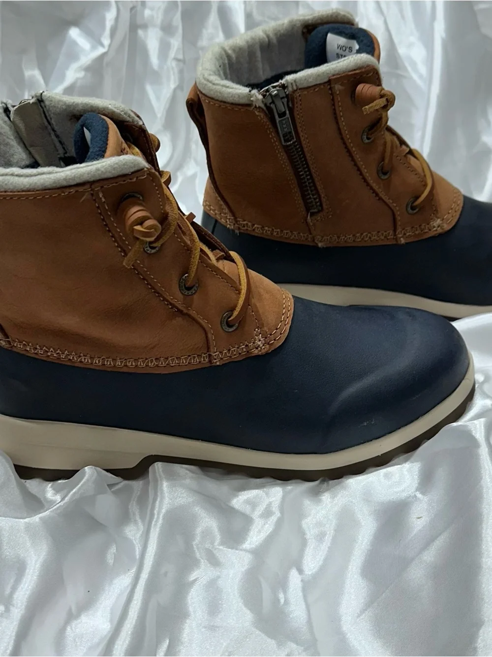 Sperry Maritime Repel Winter Tan/Navy Waterproof Lace-Up Boot Sz 7 NWOT